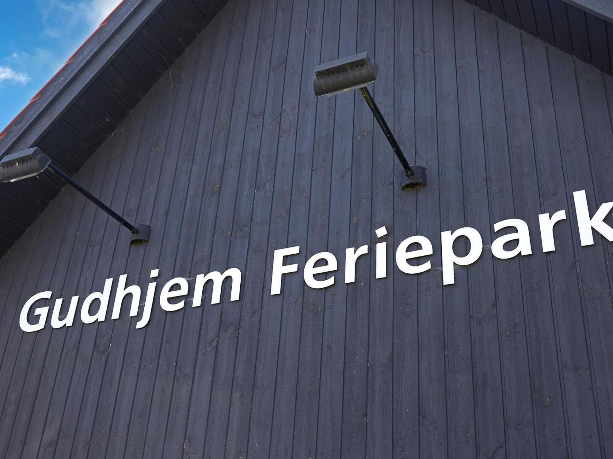 5 Person Holiday Home On A Holiday Park In Gudhjem Eksteriør bilde